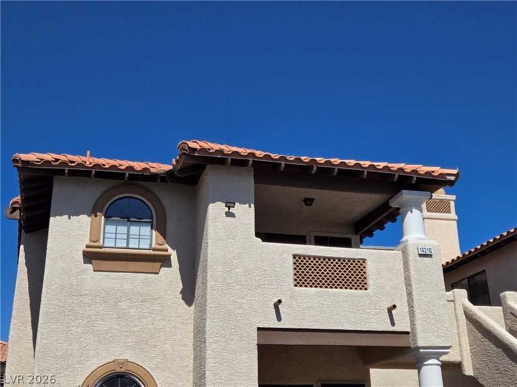 1421 Santa Margarita St #G - Photo 2 of 26