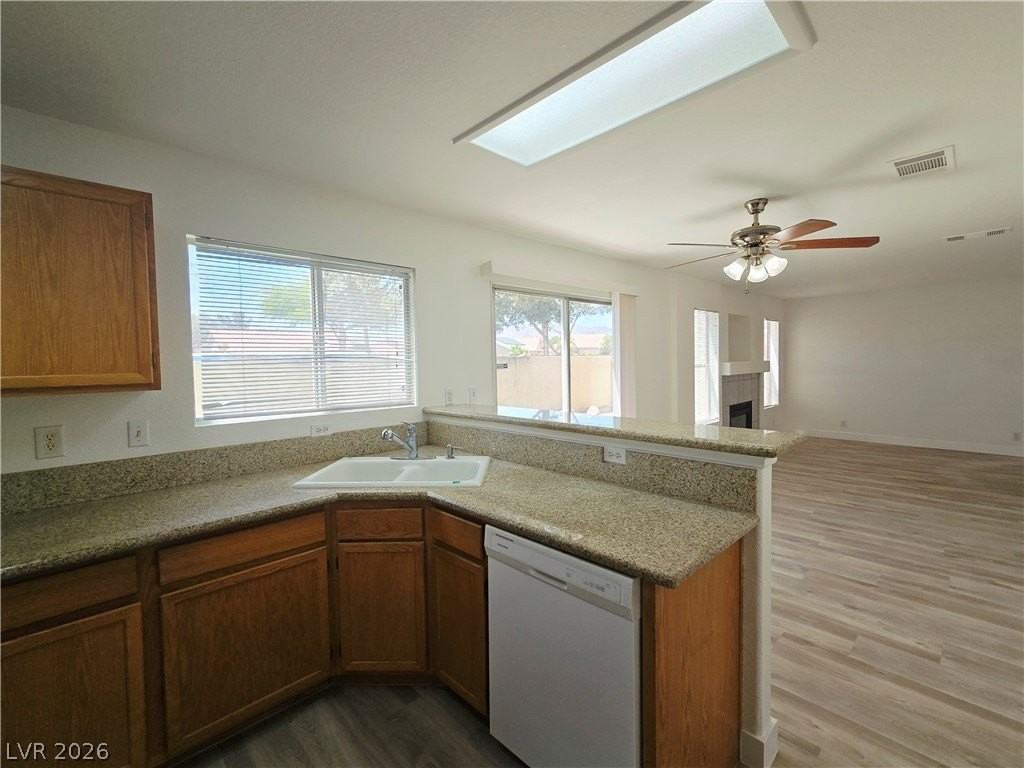 7201 Scenic Desert Ct - Photo 6 of 39