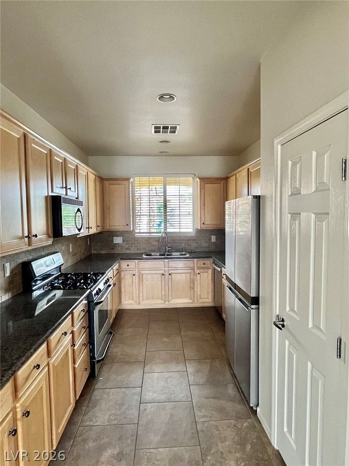 9332 Vital Crest St - Photo 5 of 16