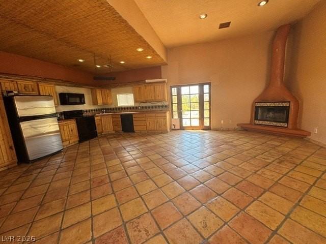 5450 N Humbolt Pl - Photo 4 of 16