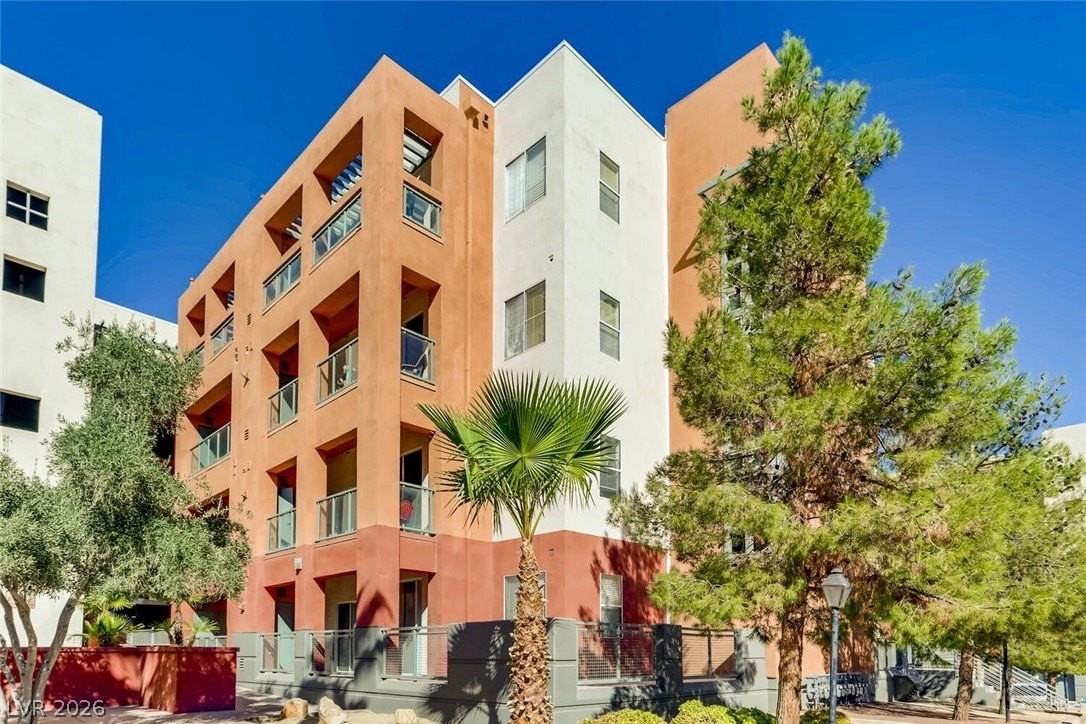 19 E Agate Ave #501