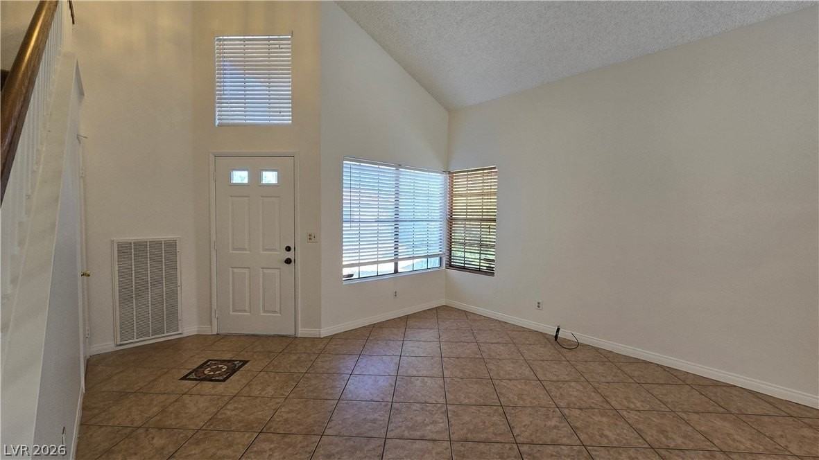 4724 Cosley Dr #0 - Photo 3 of 32