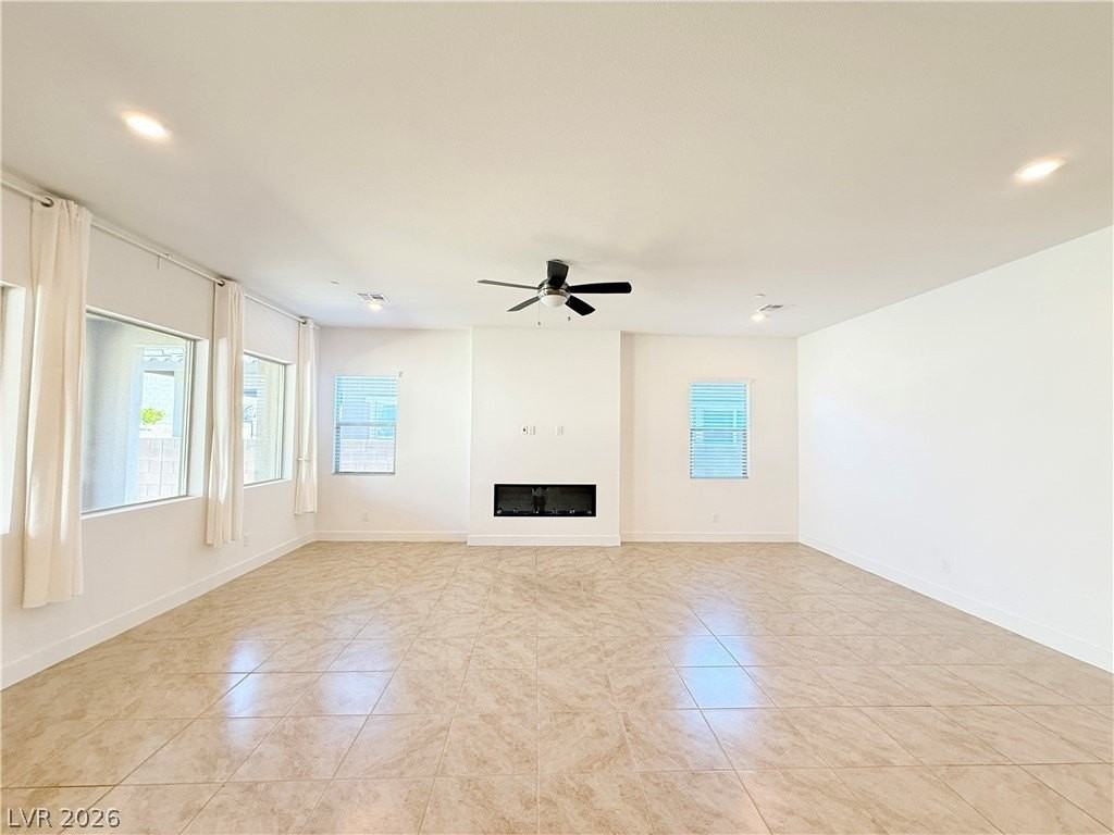 313 Agnew St - Photo 3 of 34