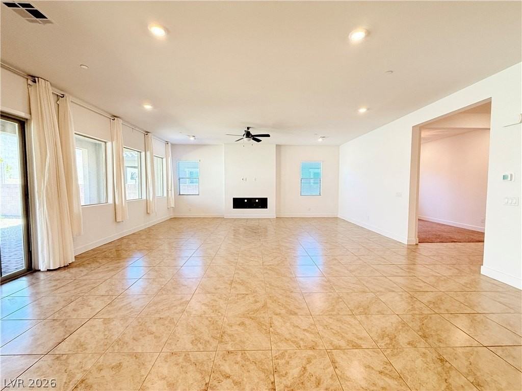 313 Agnew St - Photo 5 of 34