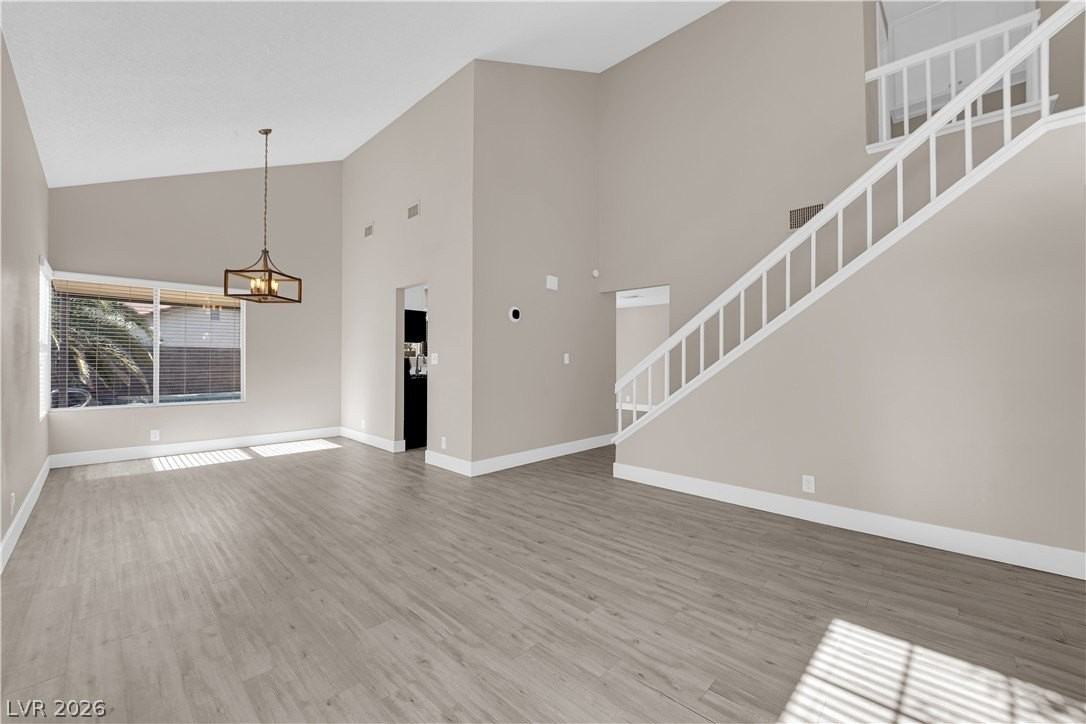 7727 Scoby Ct - Photo 6 of 39