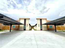 featured image of 2701 W Bliss Street #1