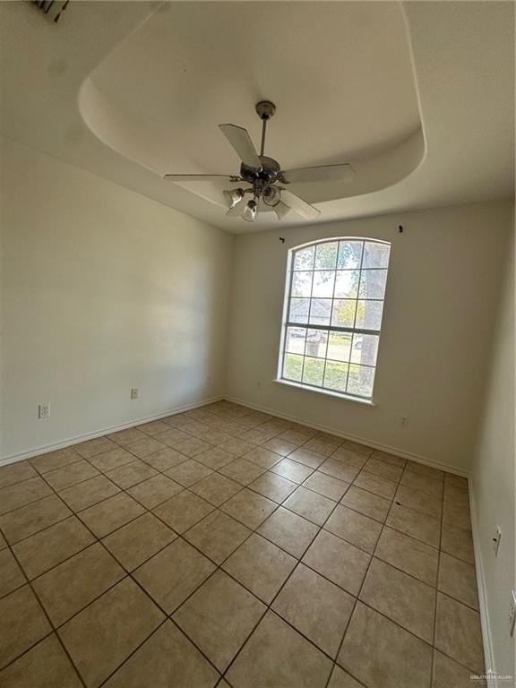 4404 N 27th St - Photo 6 of 11