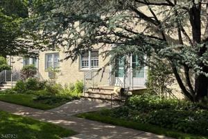 featured image of 470 Valley Rd #3
