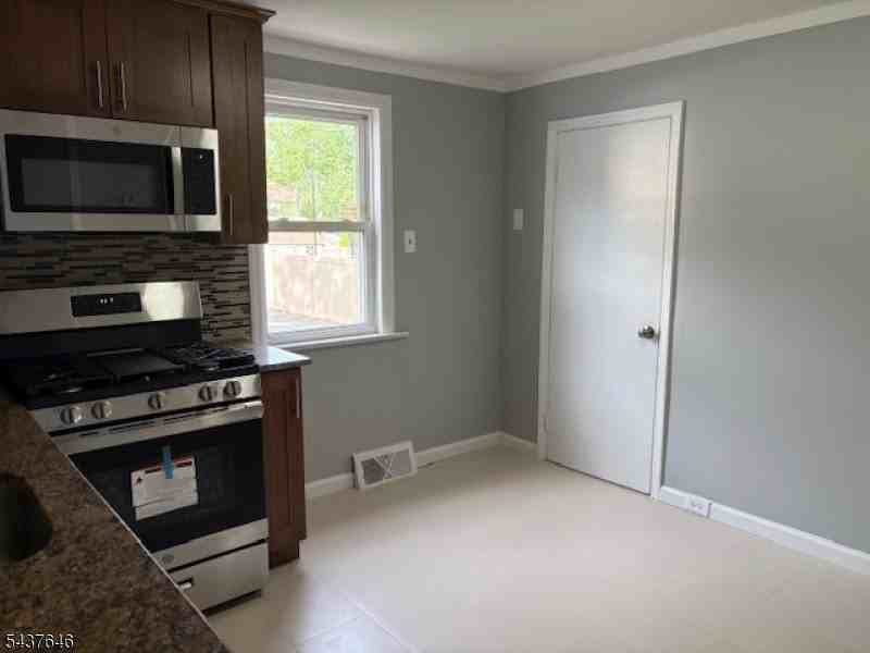 65 W Stearns St #2 - Photo 7 of 22