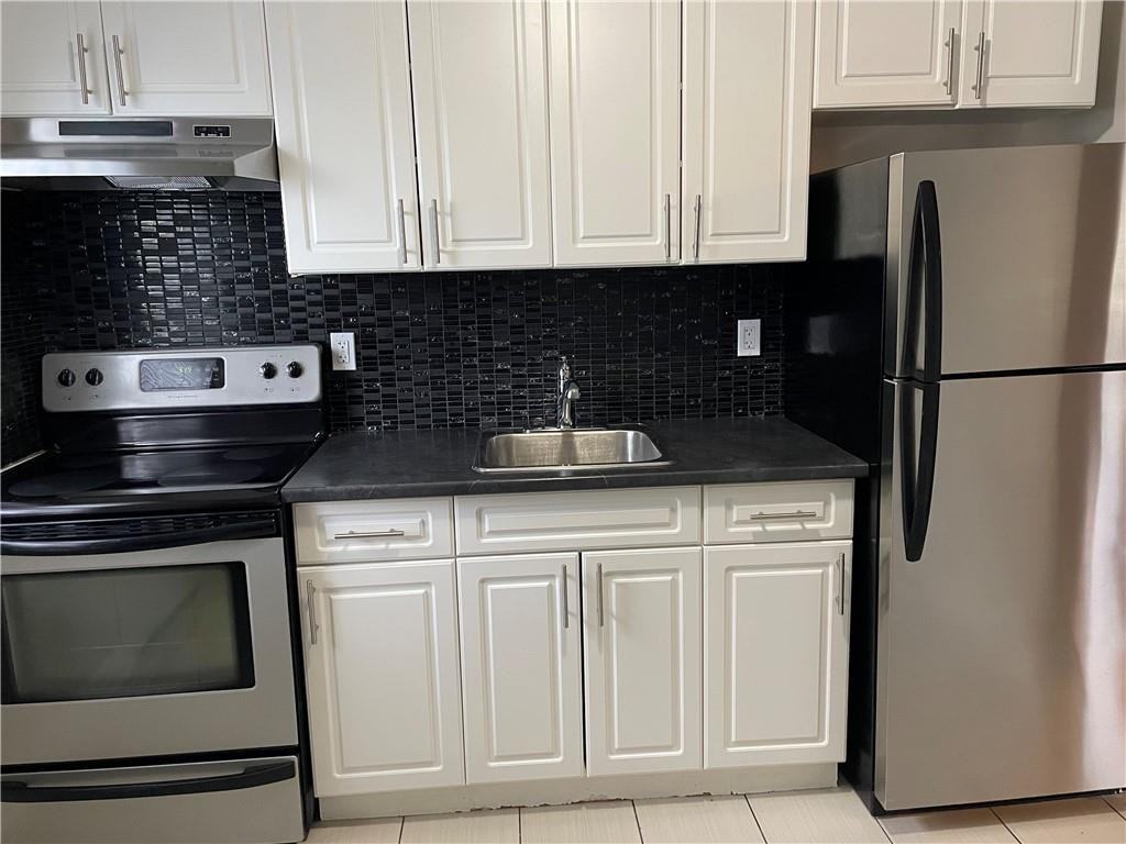524 John St N #5 - Photo 5 of 10