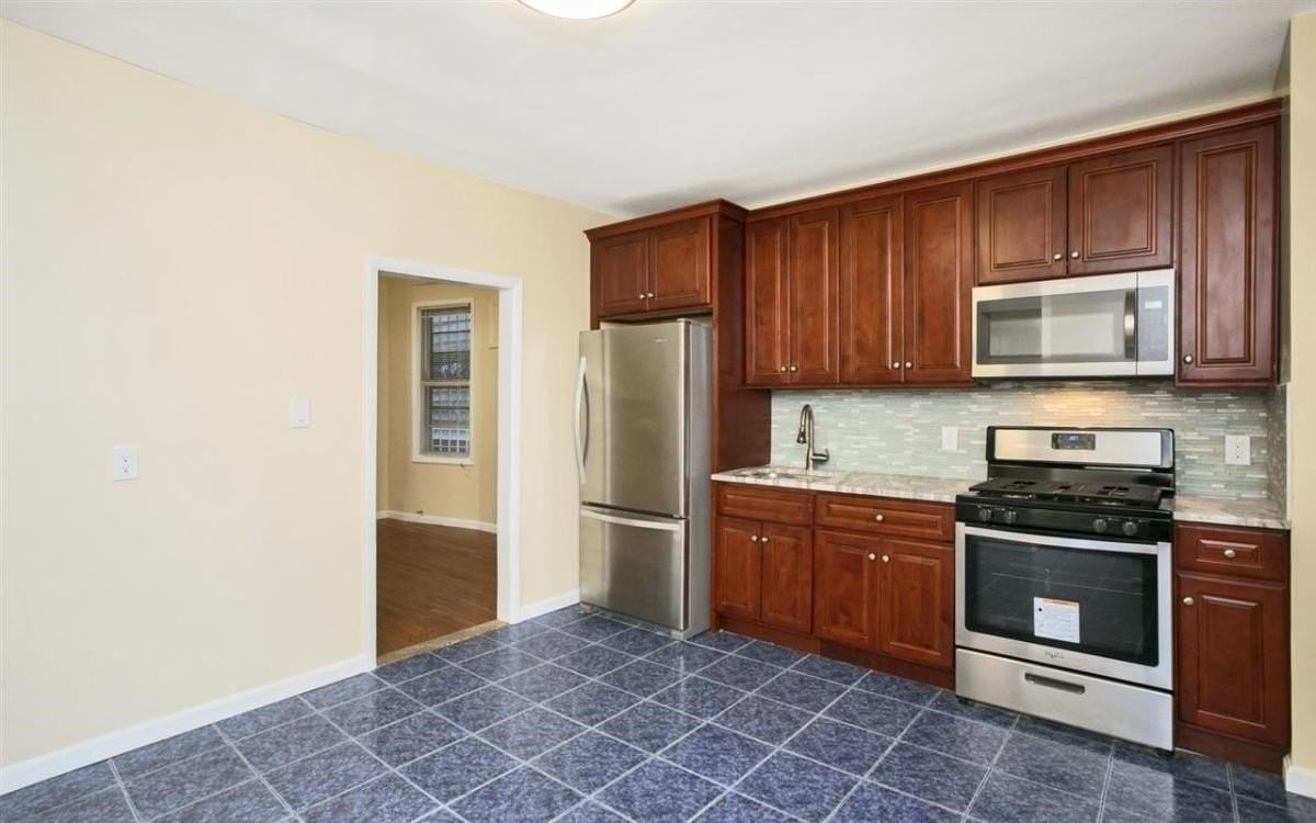 213 Nunda Ave #1 - Photo 5 of 6