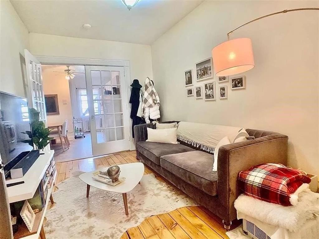310 Monroe St #6 - Photo 6 of 12