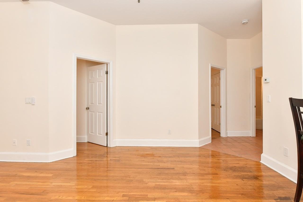 1115 Willow Ave #108 - Photo 3 of 24