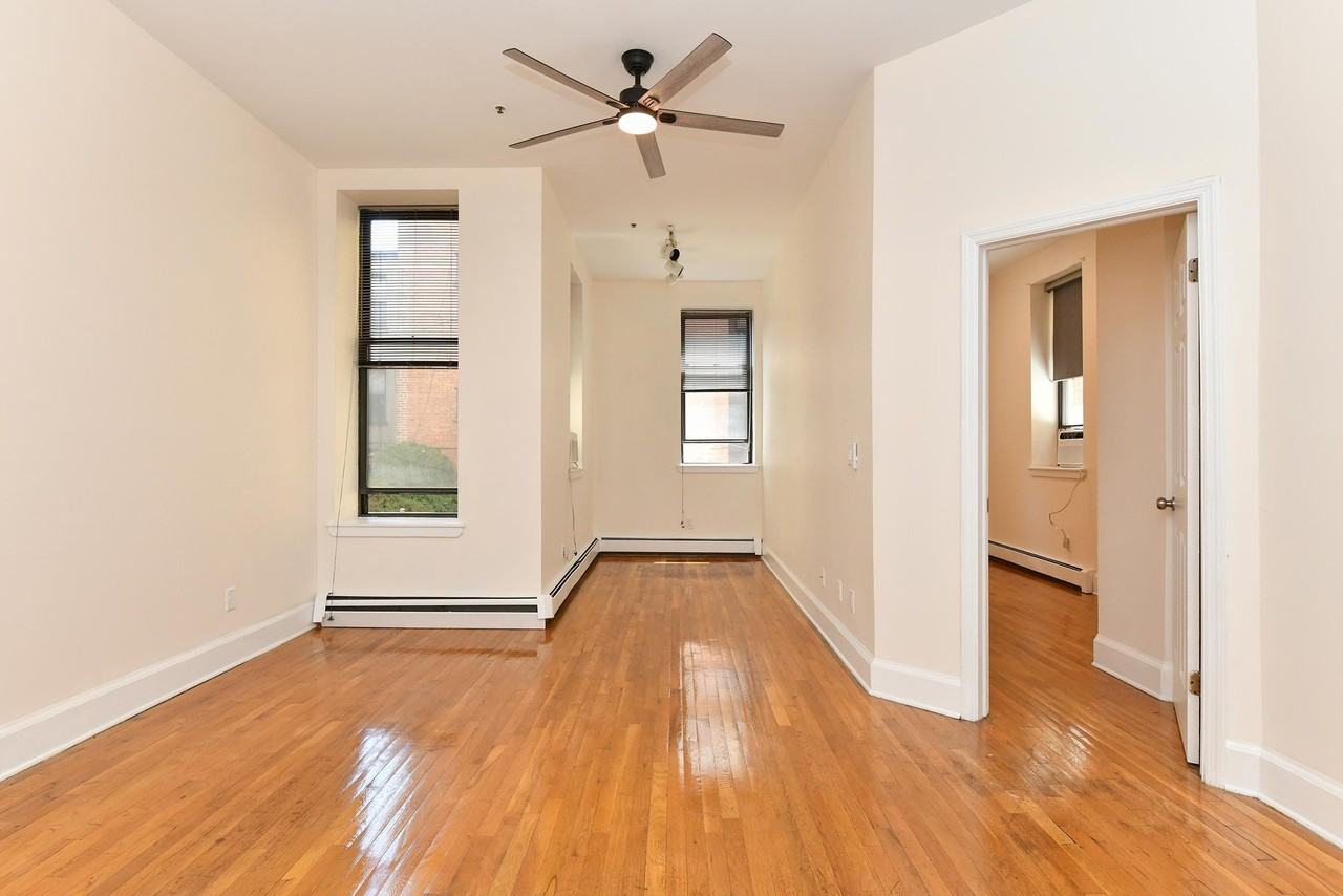 1115 Willow Ave #108 - Photo 5 of 24