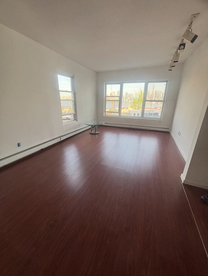 5107 Kennedy Blvd E #1st - Photo 5 of 20