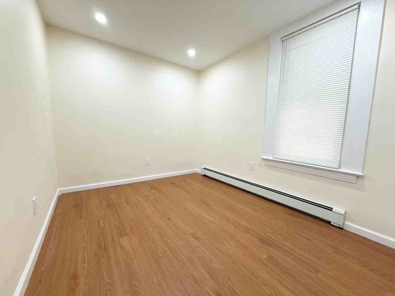 19 Baldwin Ave #2 - Photo 4 of 12