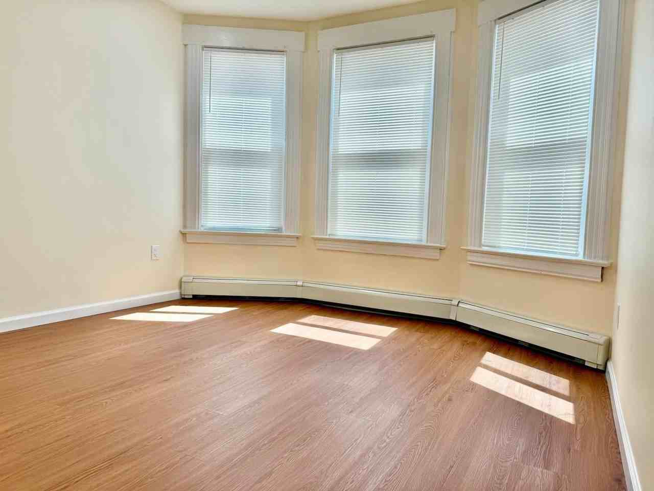 19 Baldwin Ave #2 - Photo 6 of 12