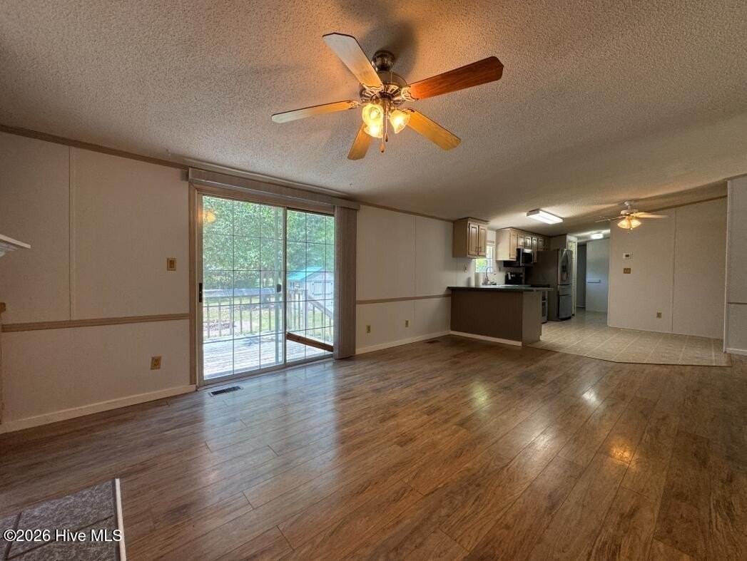 792 Wildwood Cir - Photo 7 of 18