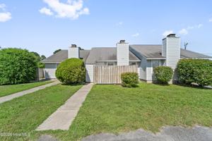 featured image of 126 Witten Cir #B