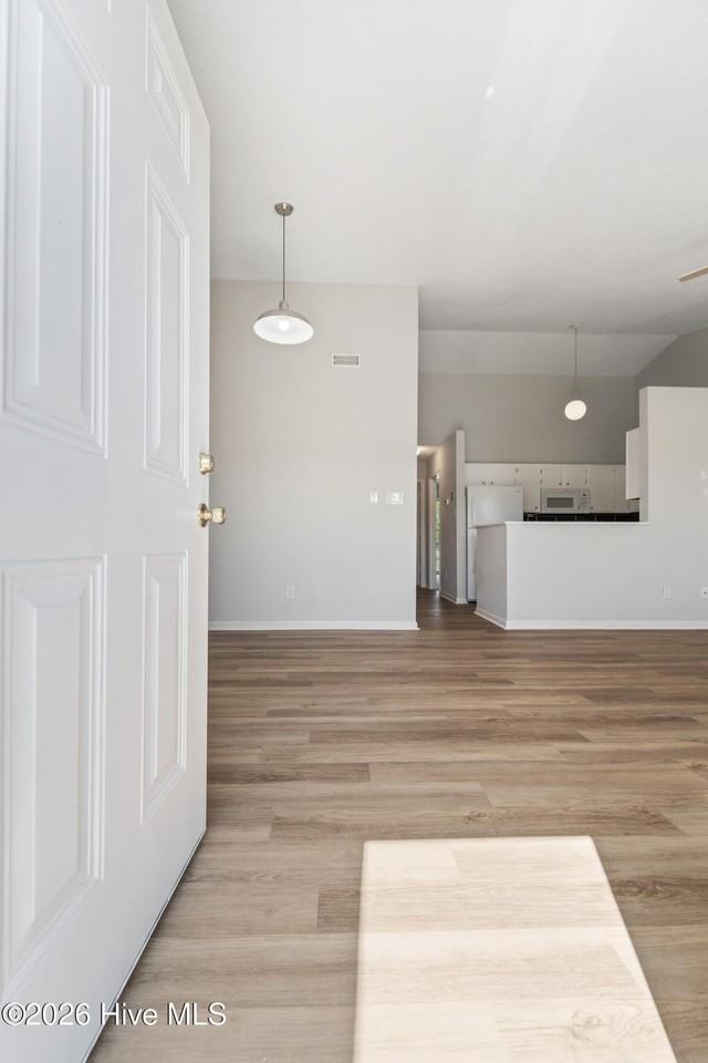 126 Witten Cir #B - Photo 3 of 22