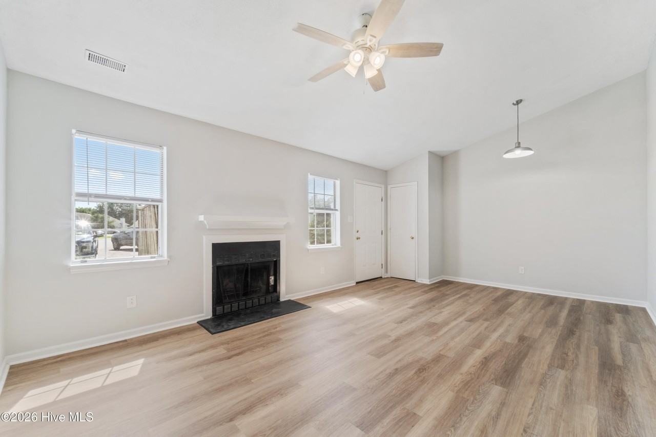 126 Witten Cir #B - Photo 7 of 22