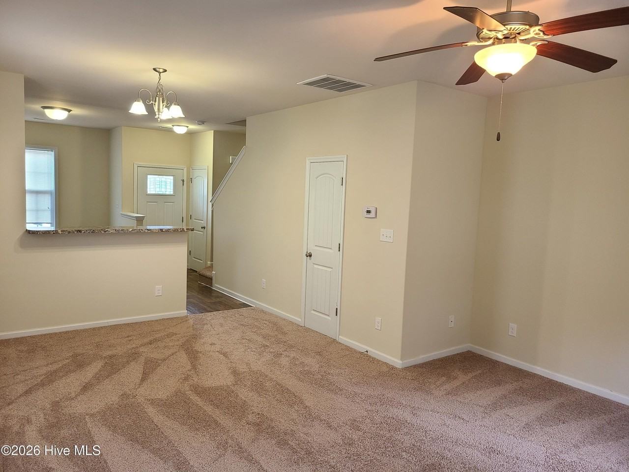 123 Beacon Woods Dr - Photo 7 of 17