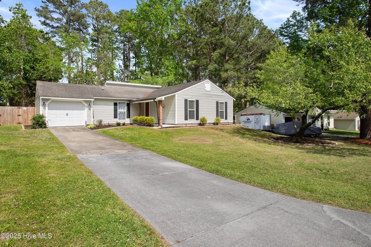 620 Shadowridge Rd - Photo 4 of 28