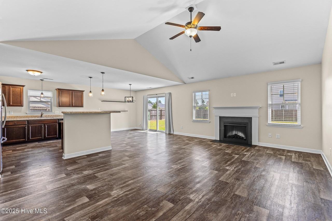 120 Prospect Dr - Photo 5 of 32