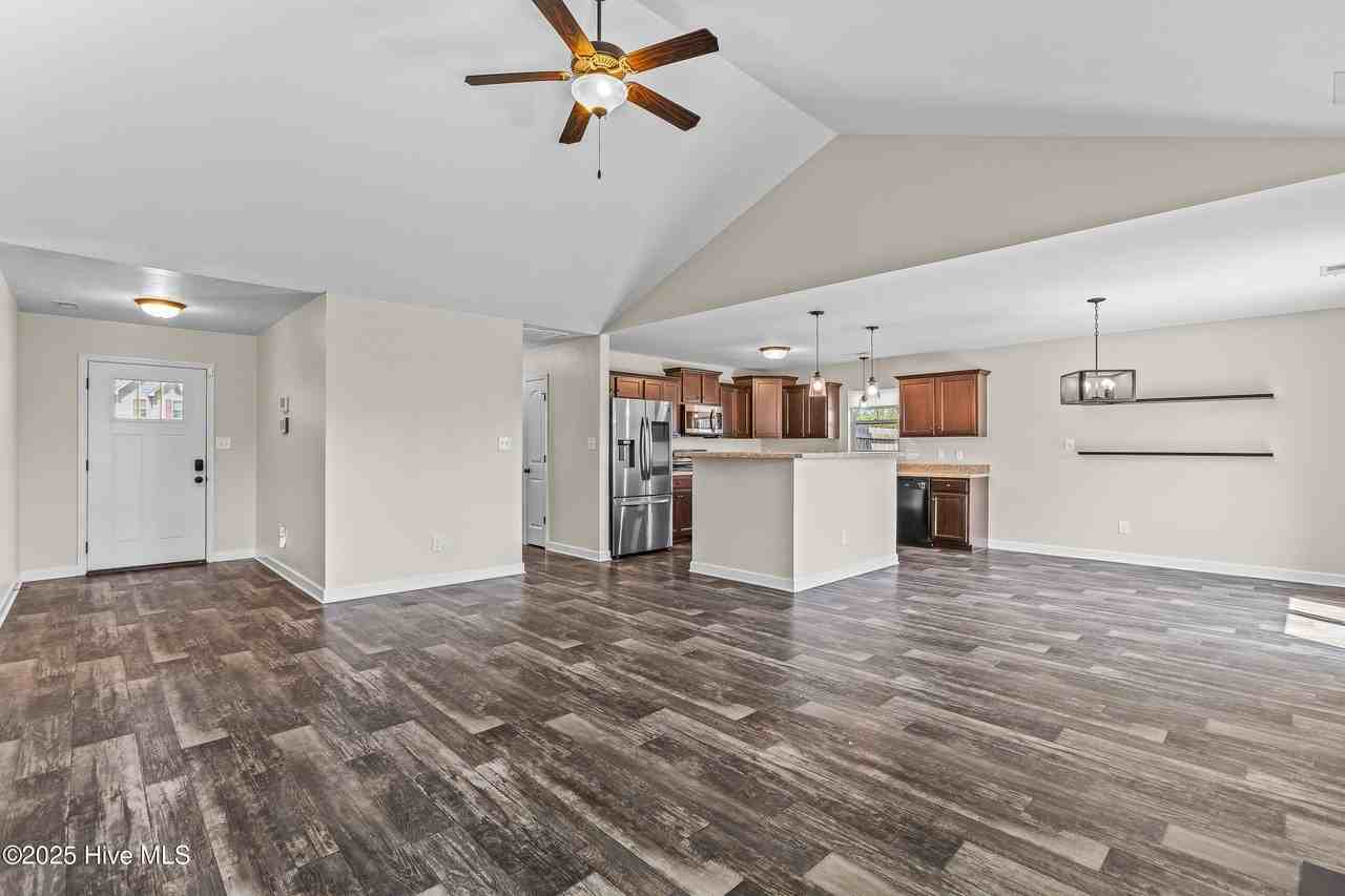 120 Prospect Dr - Photo 7 of 32