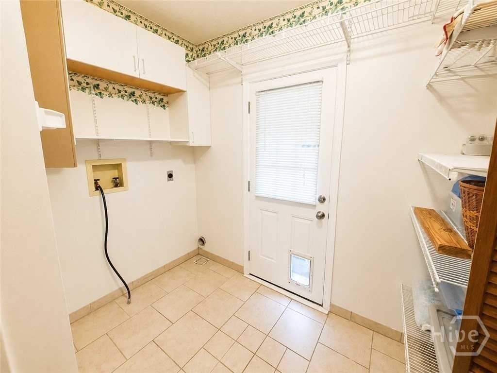 117 Maple Dr - Photo 7 of 13