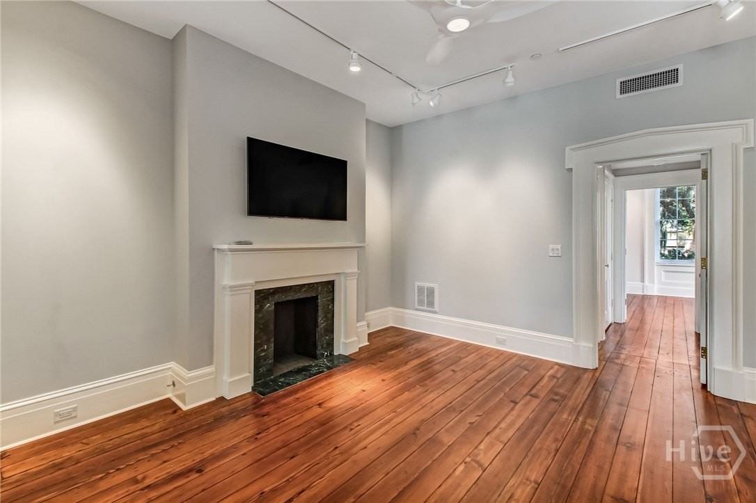 31 E Jones St #3rdLEVEL - Photo 5 of 20