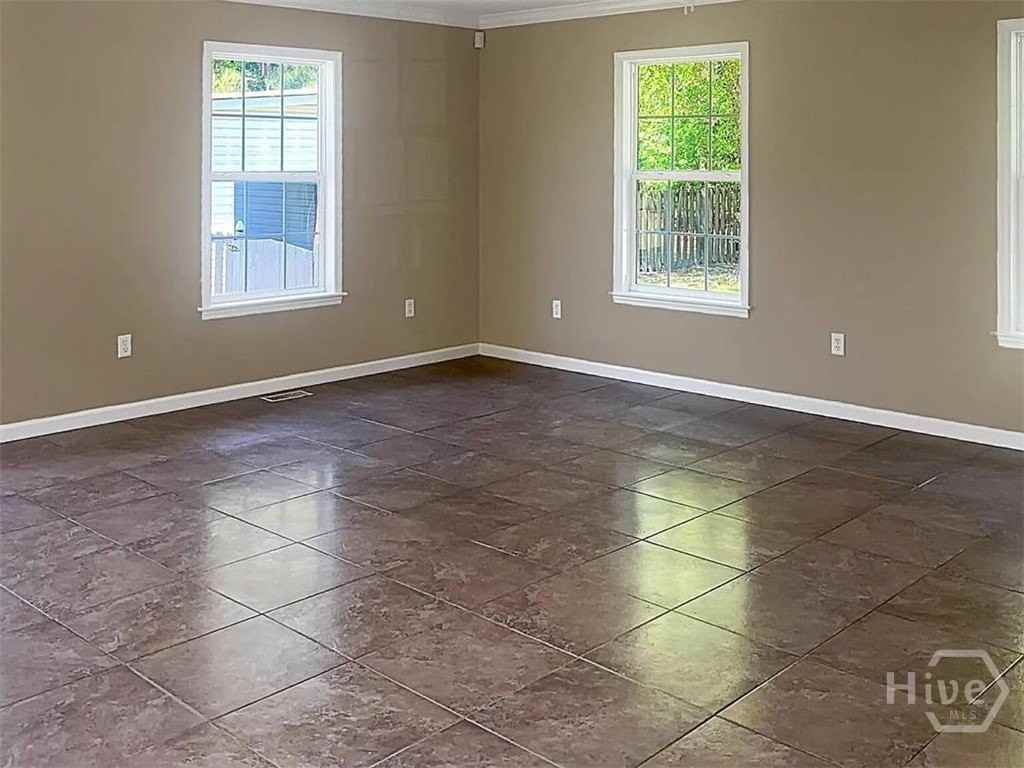 361 Kelly Bay Rd - Photo 6 of 21