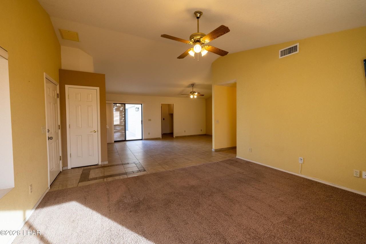 1582 Brodie Dr - Photo 7 of 21