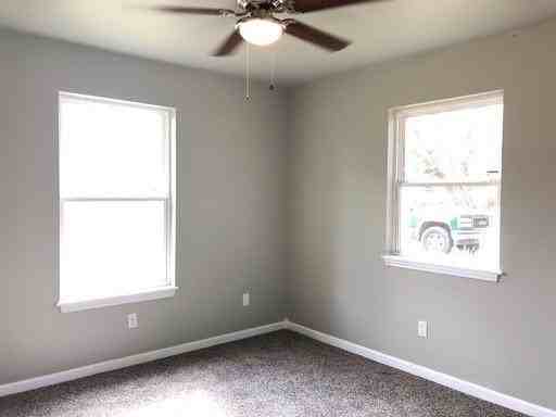 815 Hickory St - Photo 3 of 12