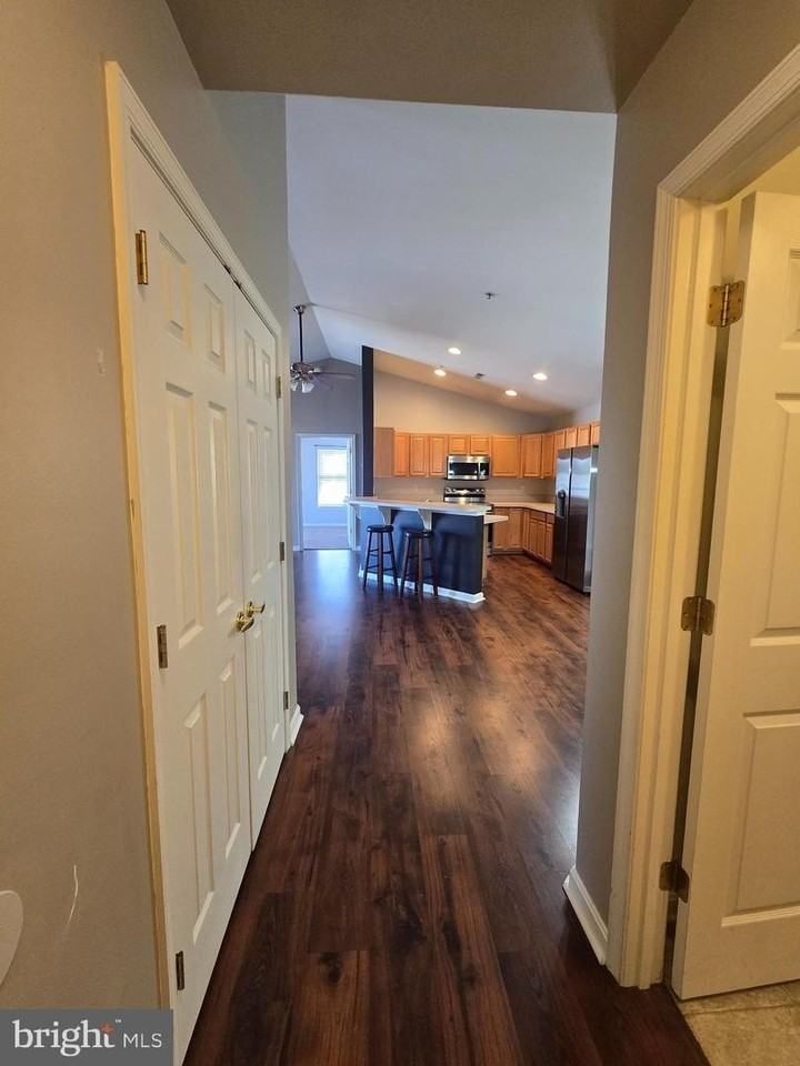 3403L N Sagamore Dr - Photo 3 of 20