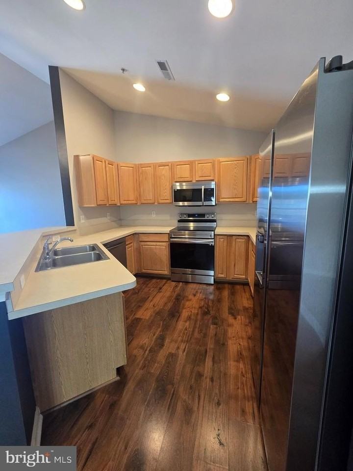 3403L N Sagamore Dr - Photo 6 of 20
