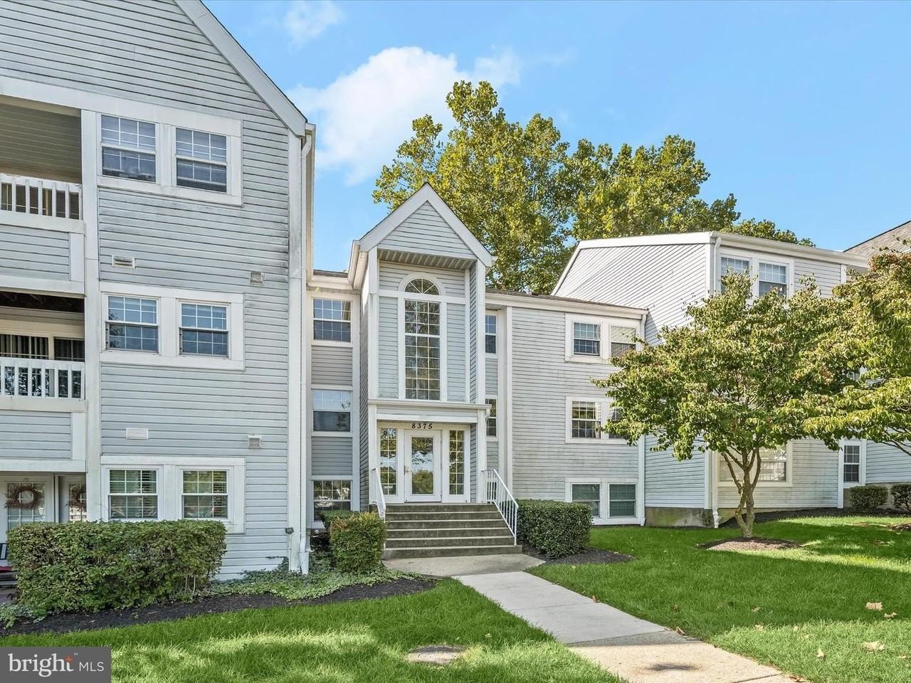 8375 Montgomery Run Rd - Photo 4 of 42