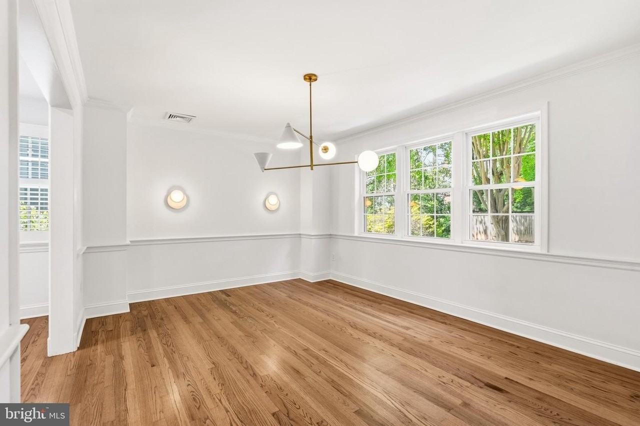 5605 Wood Way - Photo 5 of 23