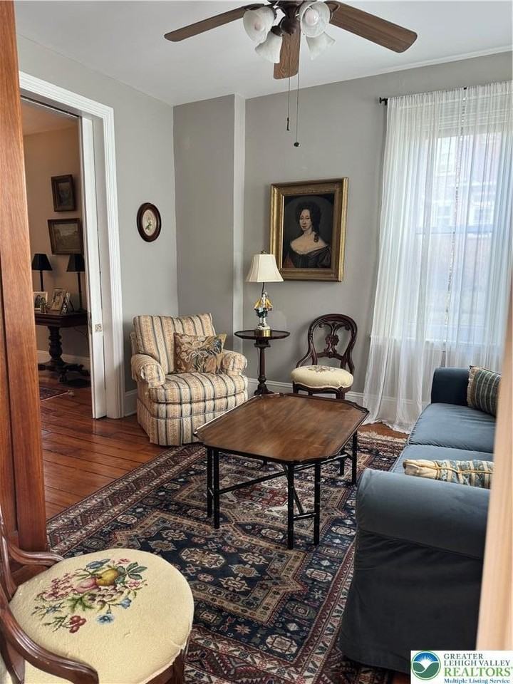 417 Linden St - Photo 7 of 30
