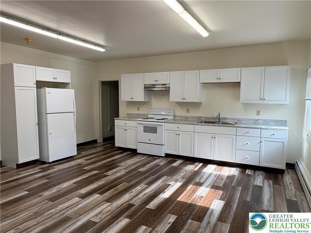 146 North St - Photo 2 of 9