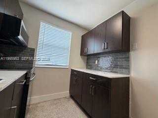 1607 Nw 16th Ave #1 - Photo 7 of 23