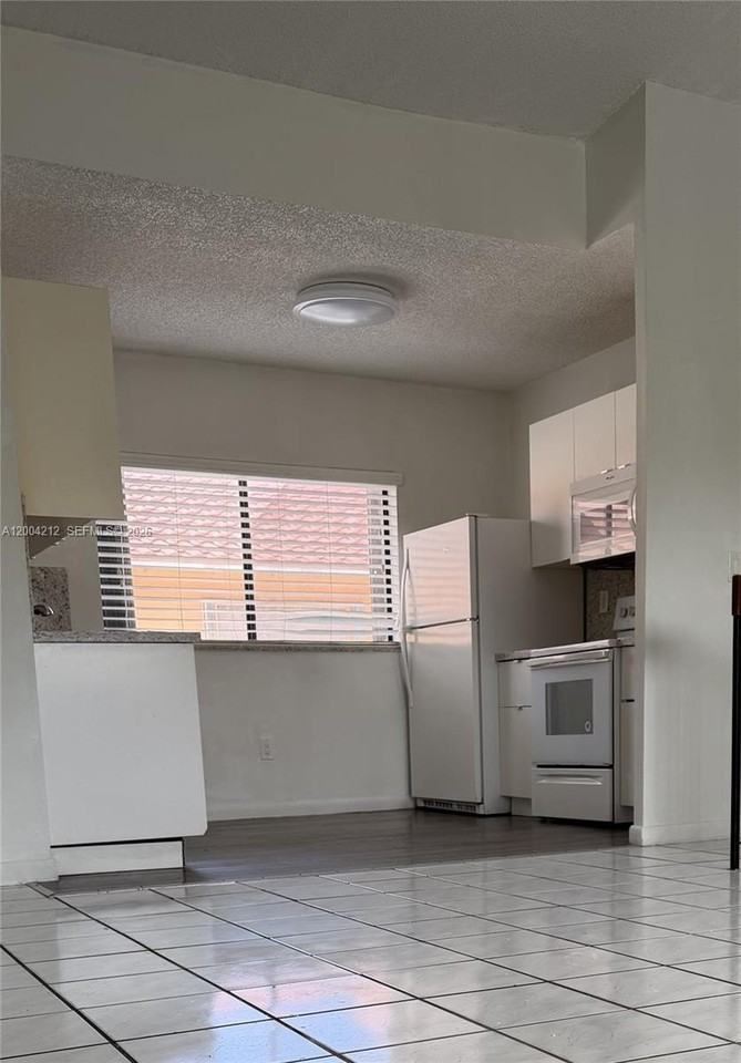 6370 W 27th Ct #38 - Photo 7 of 14