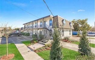 featured image of 2417 Houma Blvd