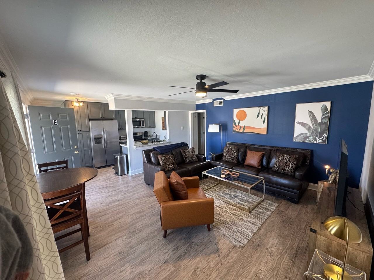 2417 Houma Boulevard - Photo 3 of 20