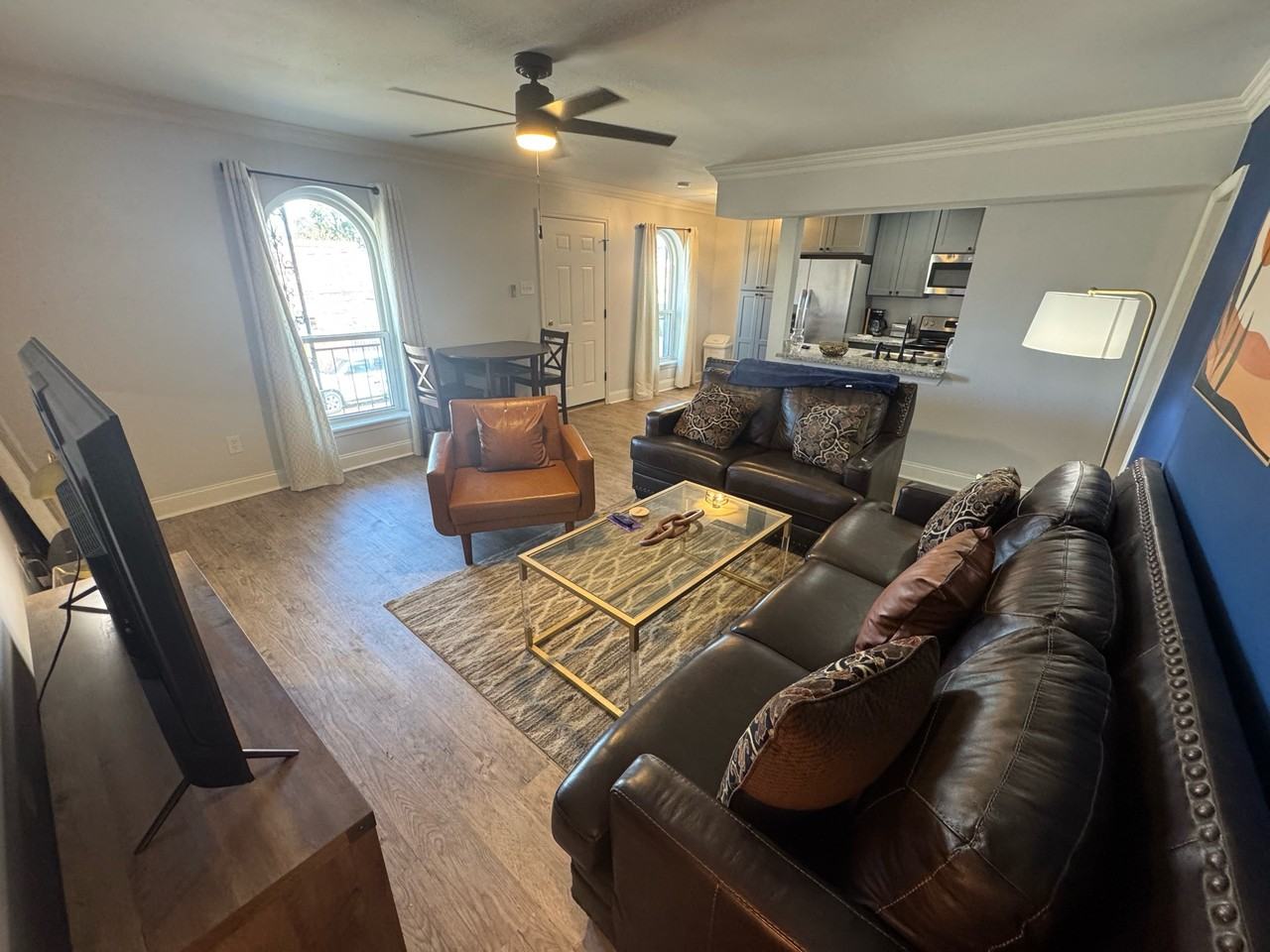 2417 Houma Boulevard - Photo 4 of 20