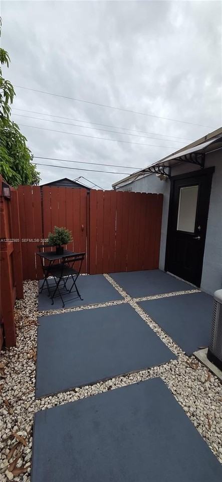 1310 N 70th Way #1 - Photo 5 of 26