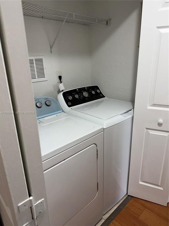 10902 Nw 83rd St #111 - Photo 6 of 16