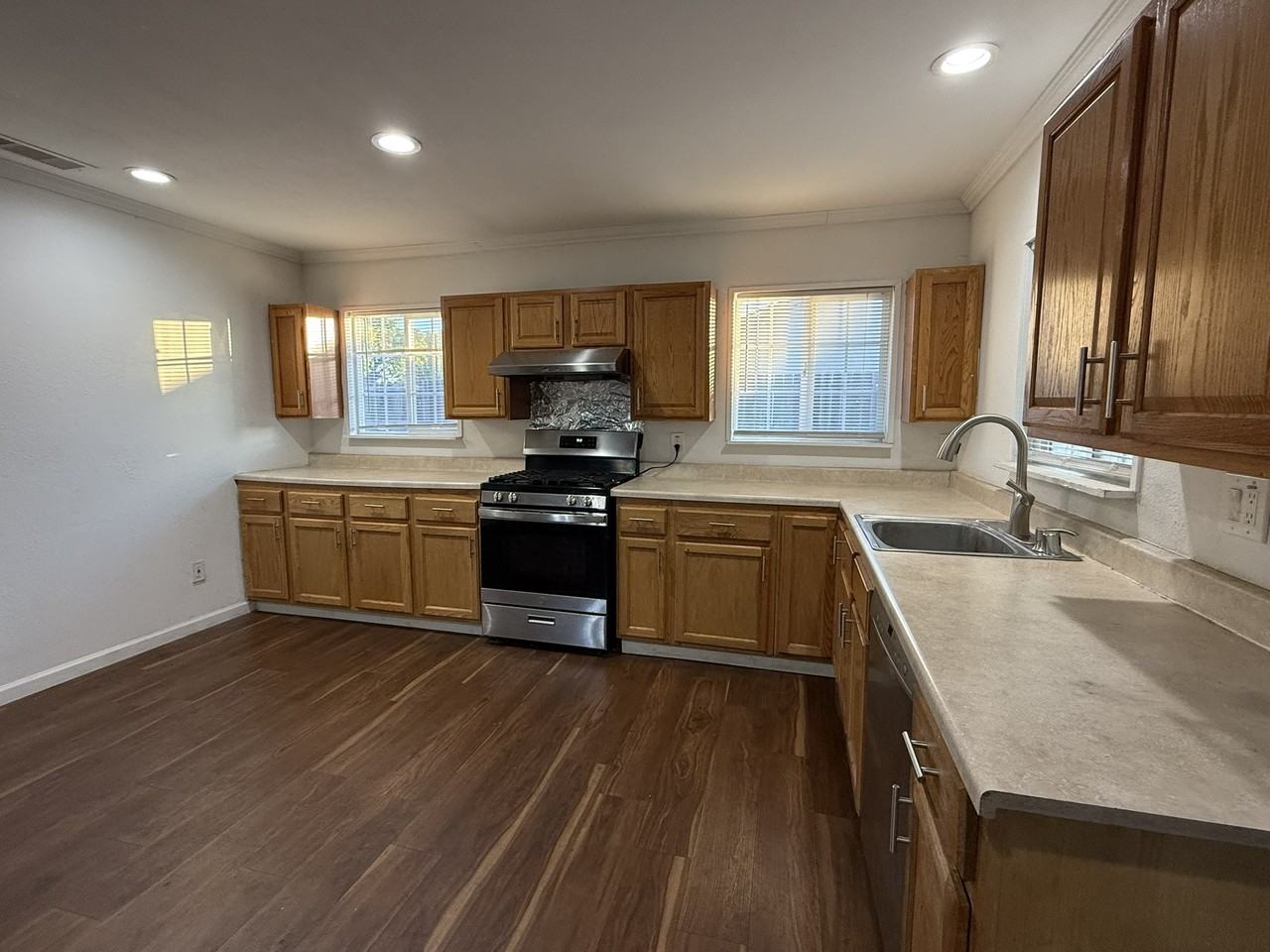 7982 Center Pkwy #1 - Photo 4 of 14