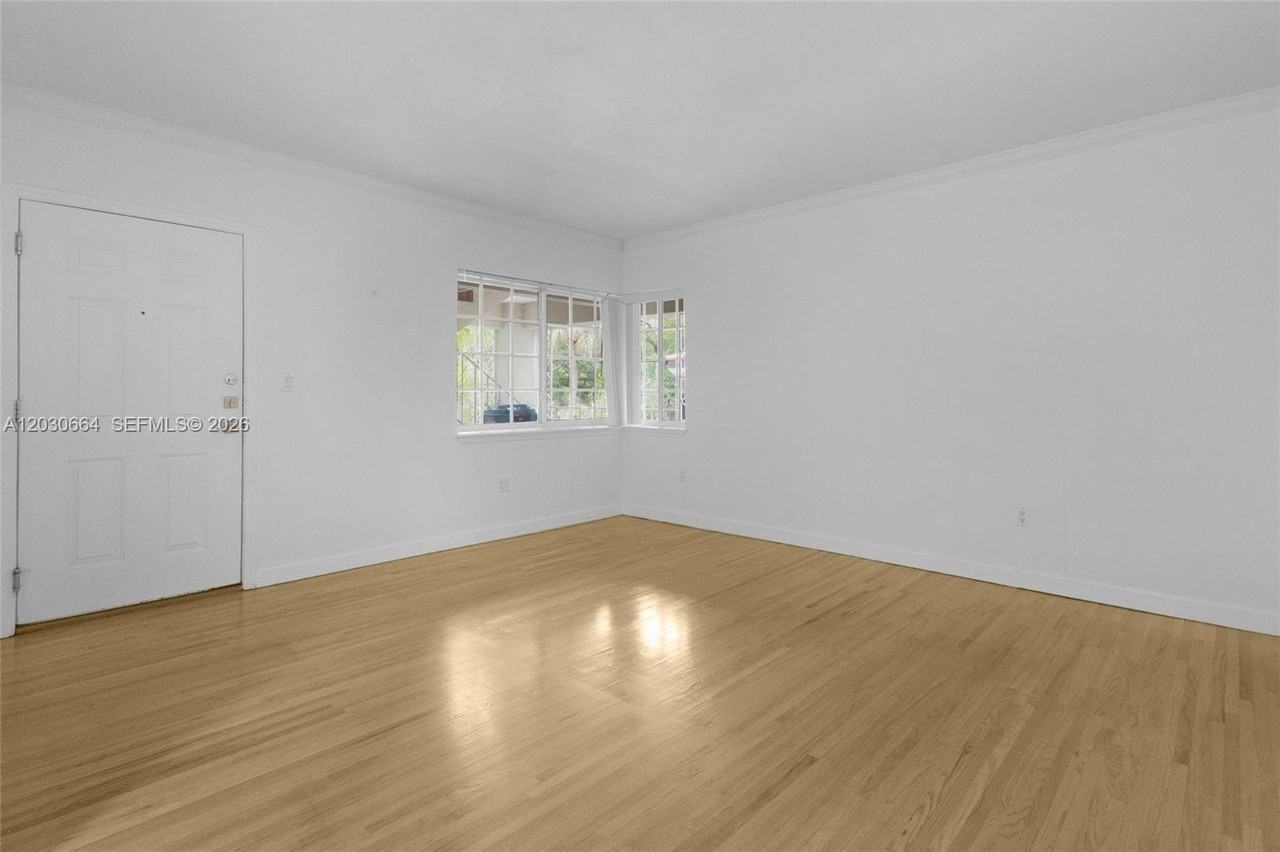 45 Antilla Ave #2K - Photo 3 of 27
