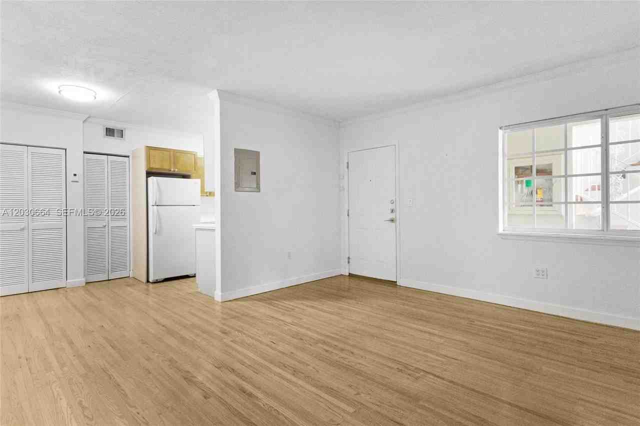 45 Antilla Ave #2K - Photo 6 of 27